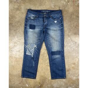 American Eagle Button-fly Boy Crop Jeans Women’s 10 Patch Distressed Medium Wash